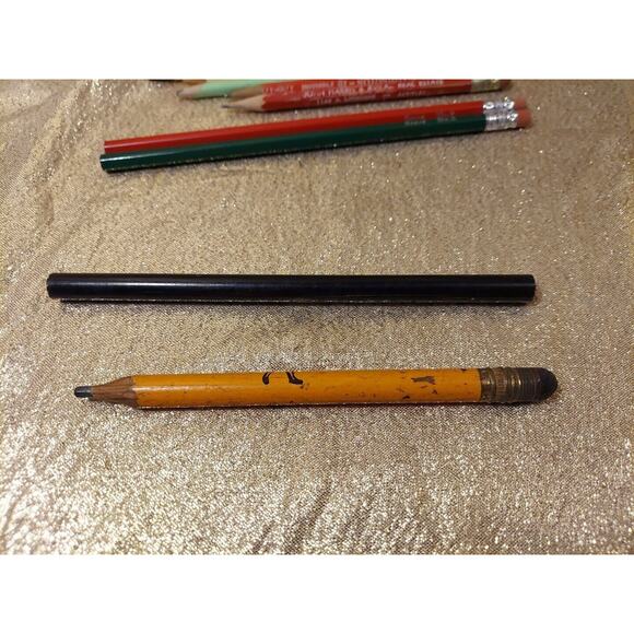 Lot Of 15 Vintage Pencils, Wyandotte, Skilcraft, Garfield, Ads, Dixon, Sears - Picture 11 of 16